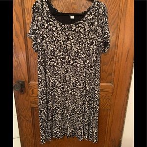 Black floral t-shirt dress